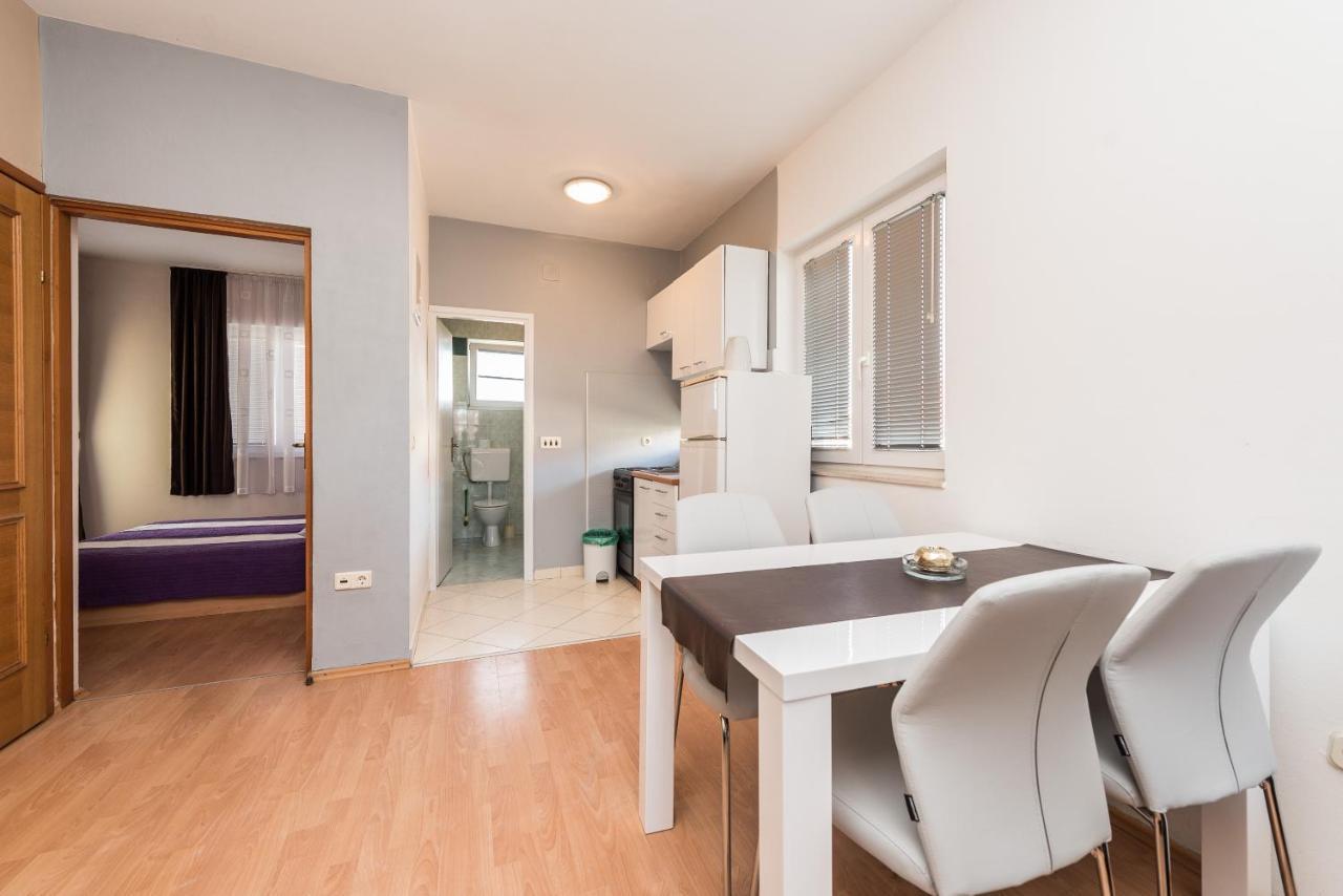 Sukošan Apartments Danijela 1 מראה חיצוני תמונה